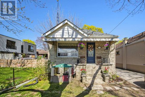 217 ALDERBRAE AVENUE Toronto (Alderwood) ON M8W4K4