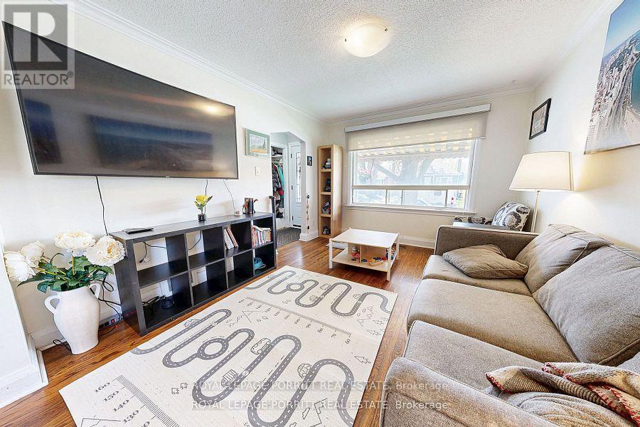 217 ALDERBRAE AVENUE