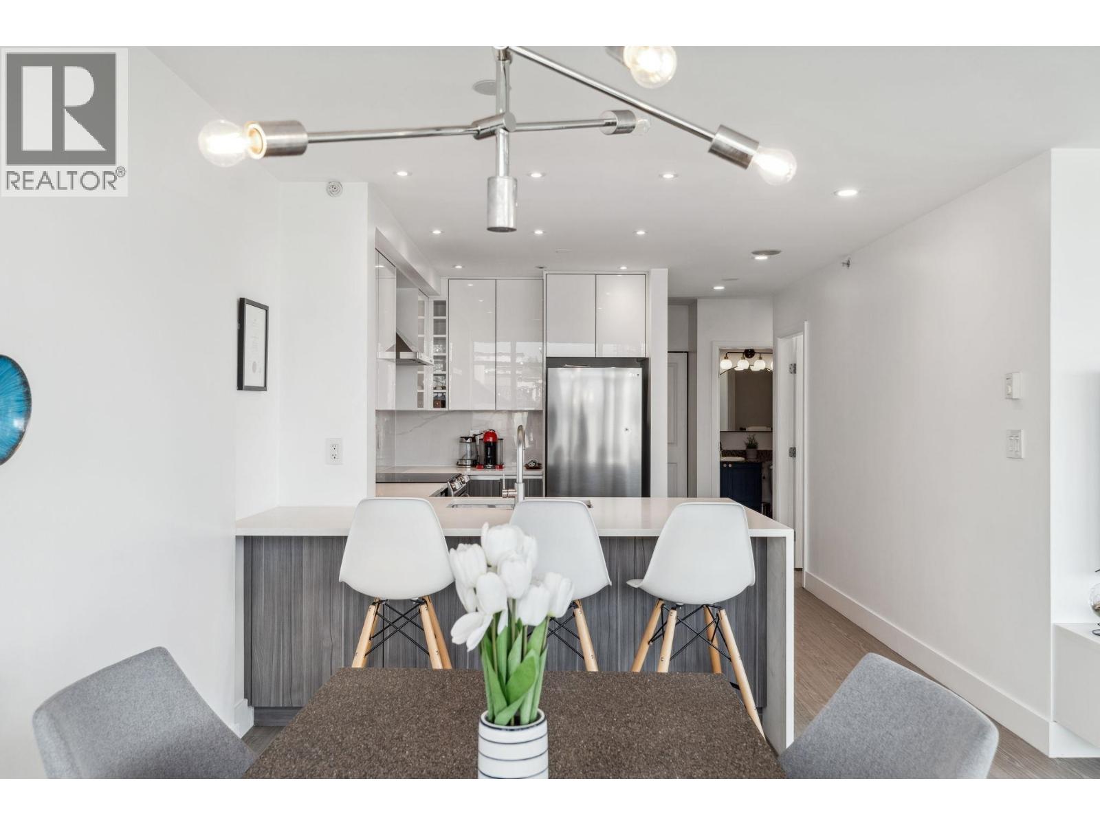 1908 898 CARNARVON STREET