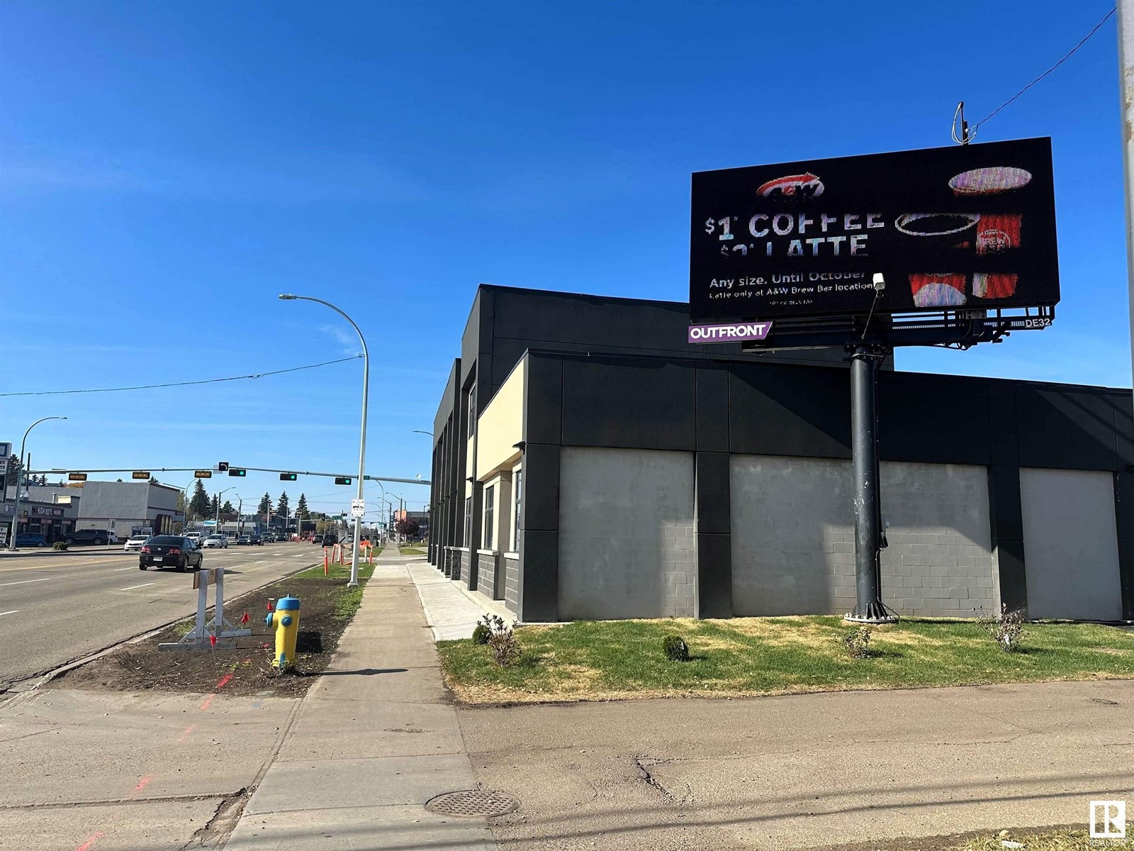 12228 118 AV NW