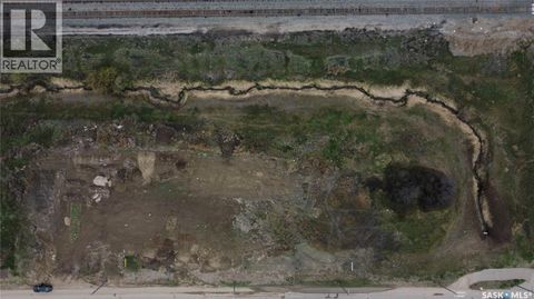 925 South Railway STREET E Swift Current SK S9H3B4