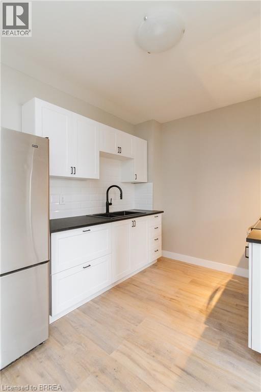 298 COLBORNE Street Unit# 2