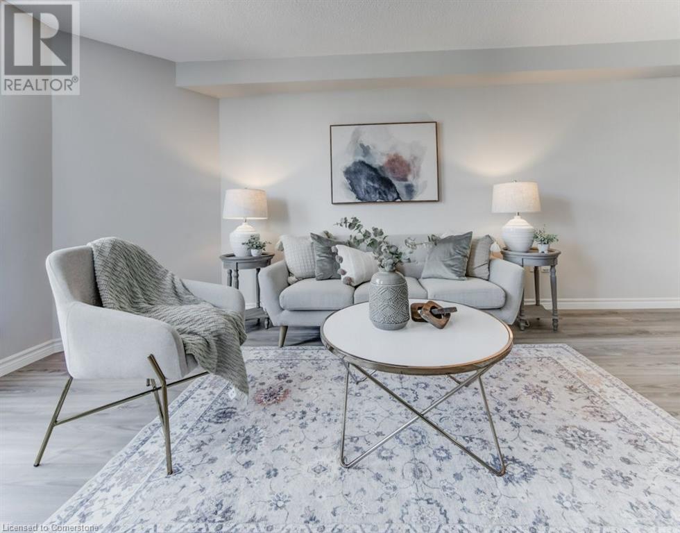1414 E KING Street E Unit# 202