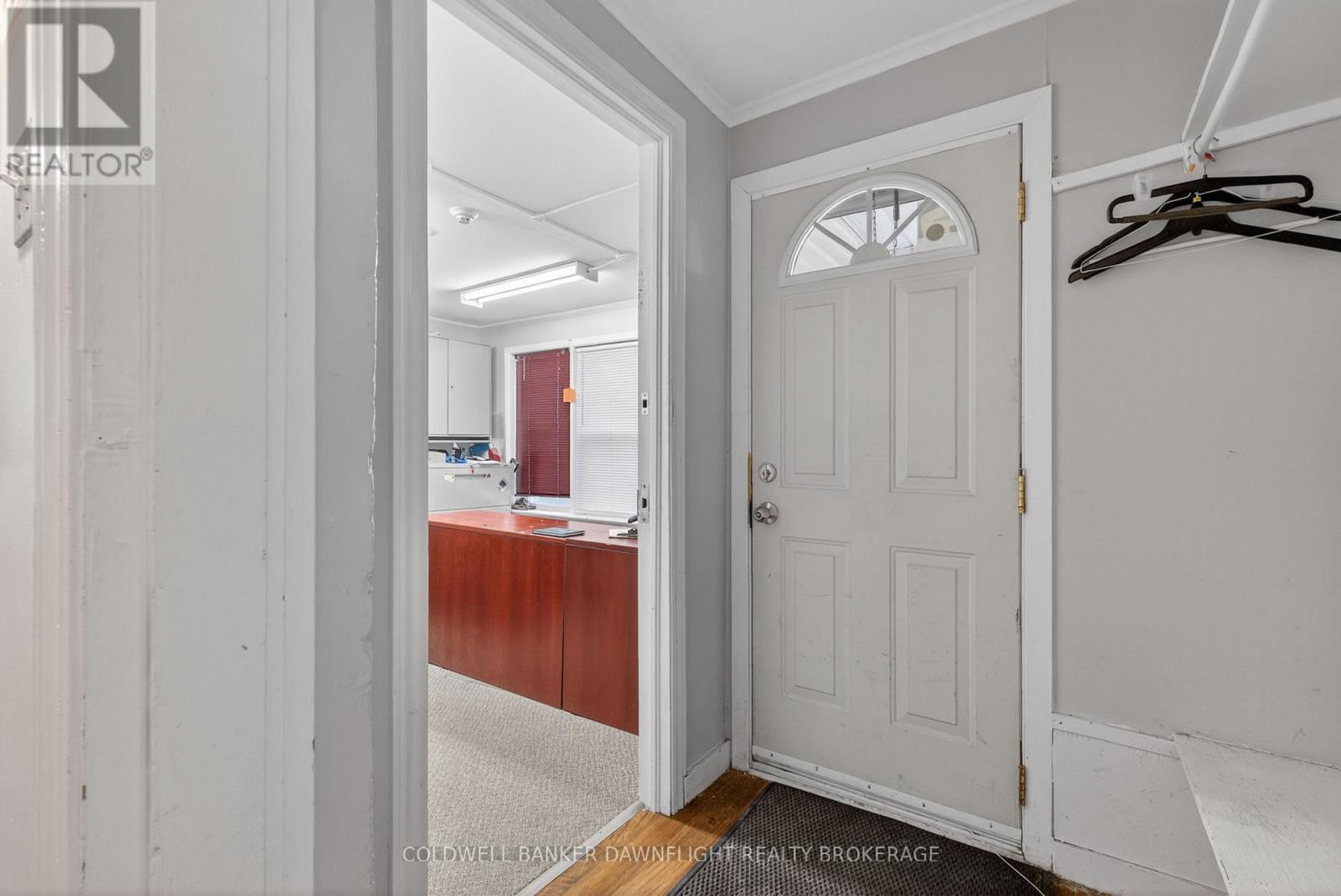 193 WHARNCLIFFE ROAD S
