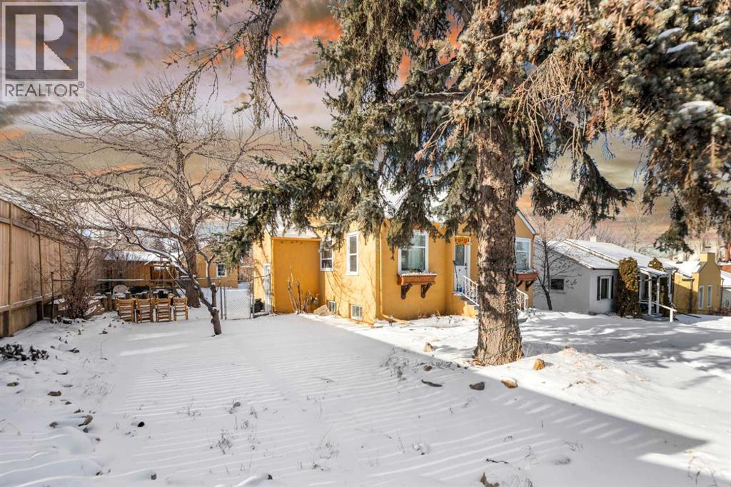 1623 Summit Street SW