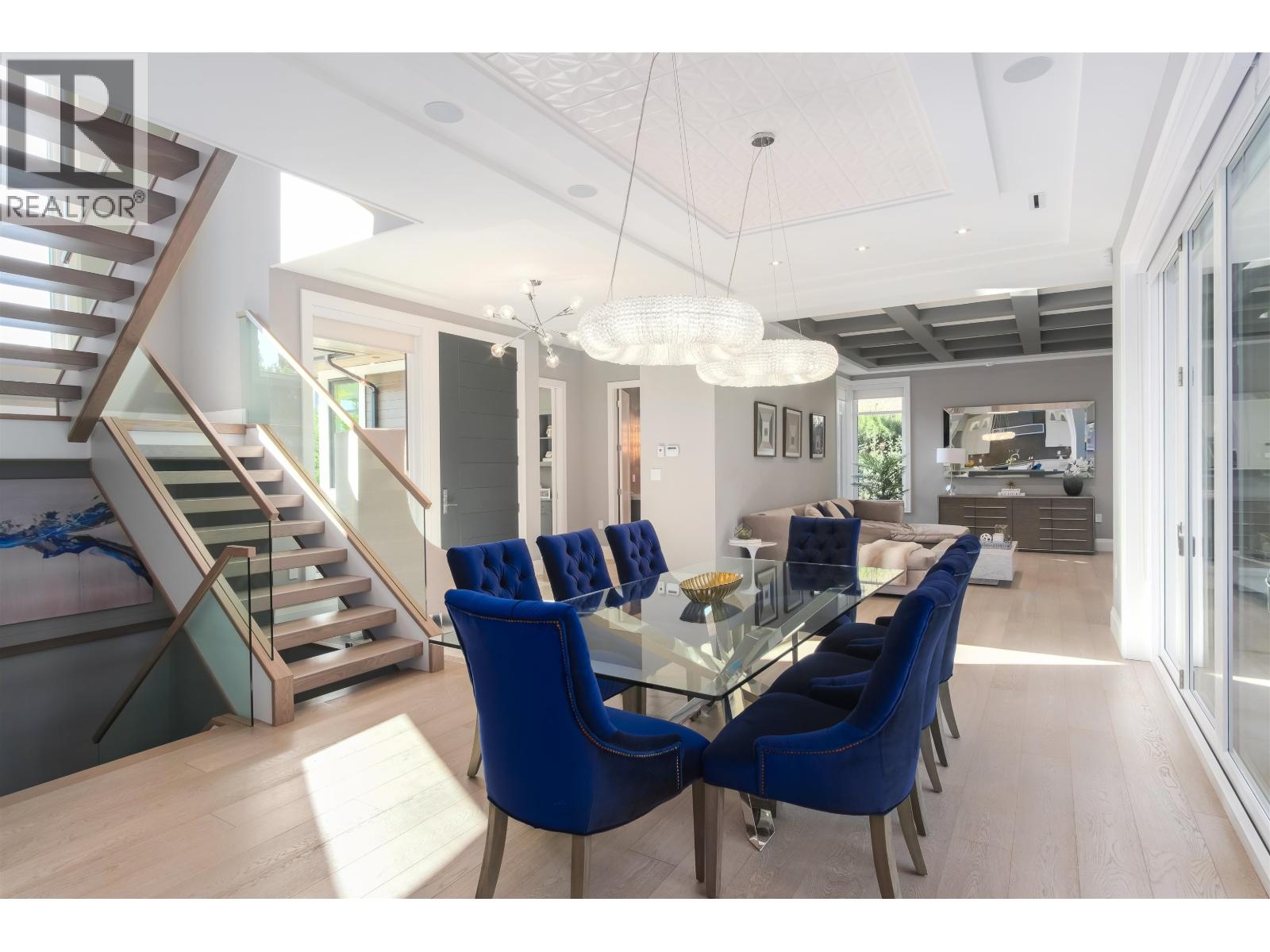 4090 SUNNYCREST DRIVE