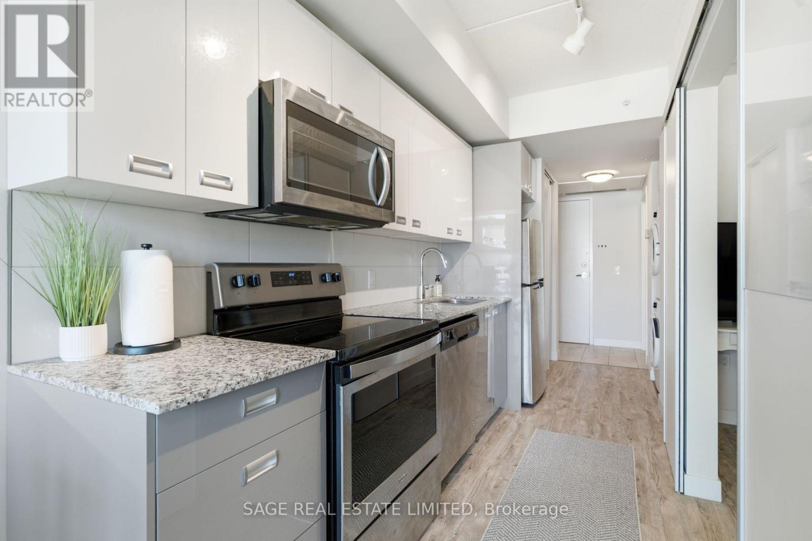 424 - 257 HEMLOCK STREET