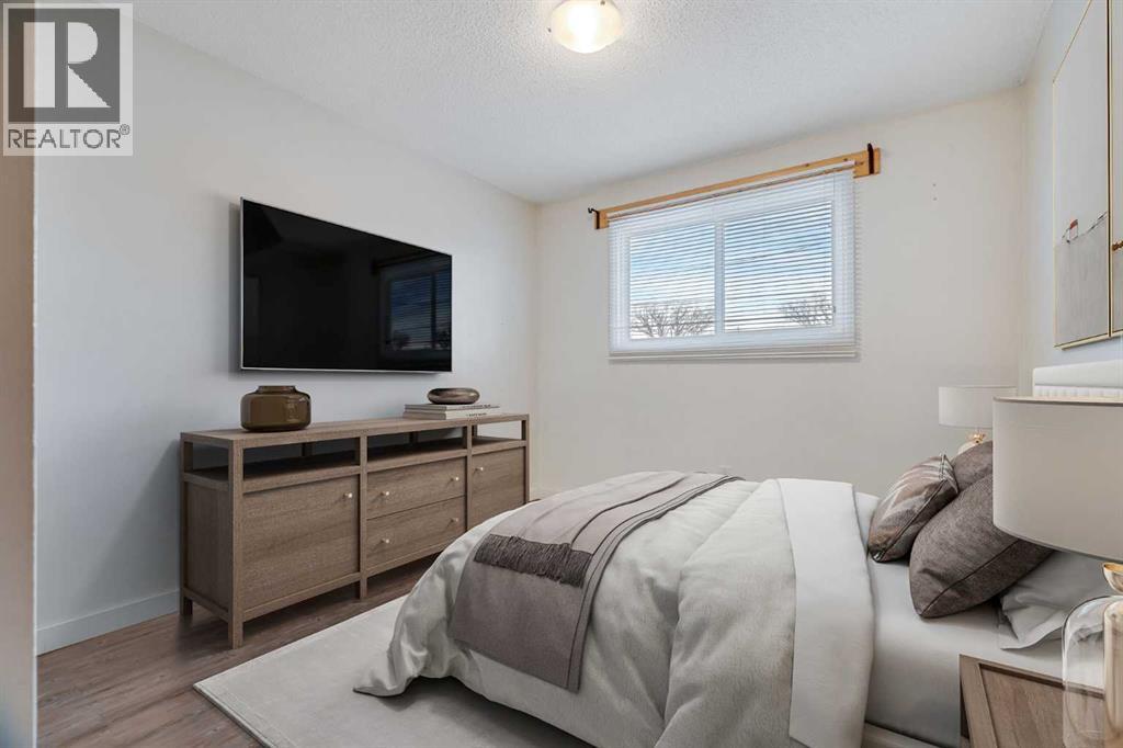 7614 & 7616 21 Street SE