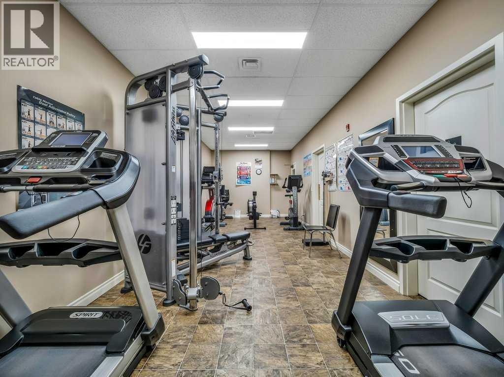 235, 2020 32 Street S