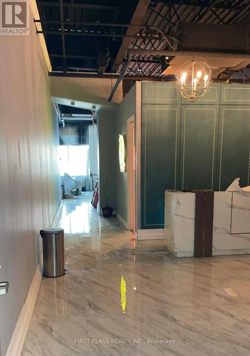 312 - 9390 WOODBINE AVENUE