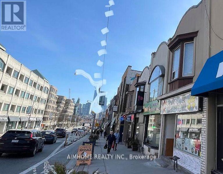 1280 YONGE STREET