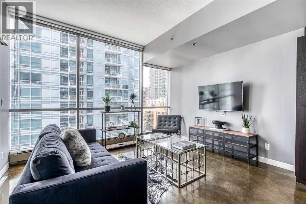 907, 135 13 Avenue SW