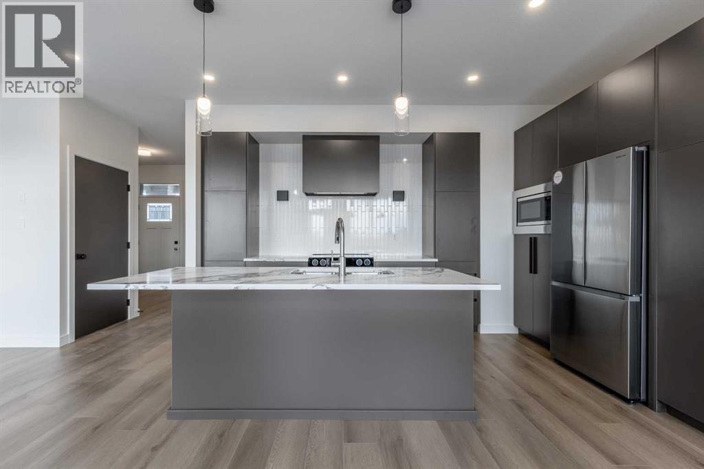 346 Canyon Meadows Road W