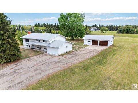 19 23516 Twp Rd 560 Rural Sturgeon County AB T0A0K4