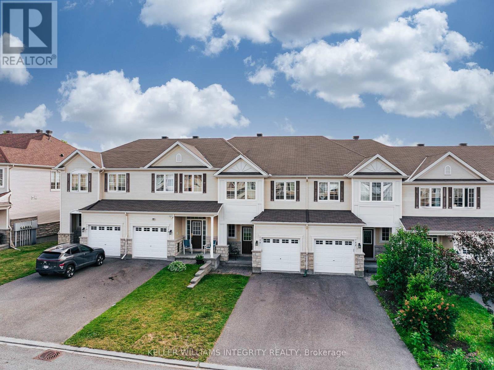 180 LARAMIE CRESCENT