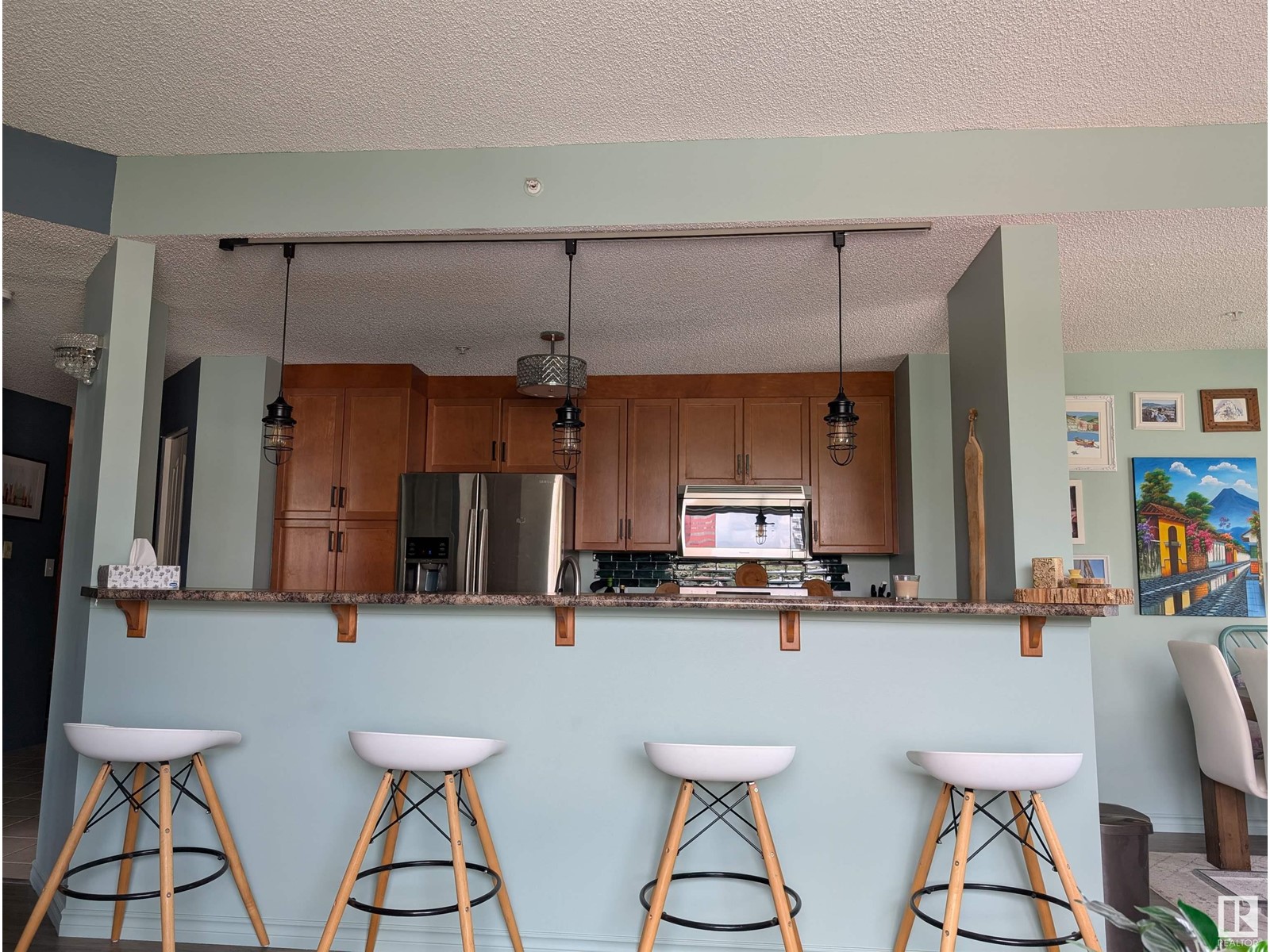 #1102 9707 105 ST NW