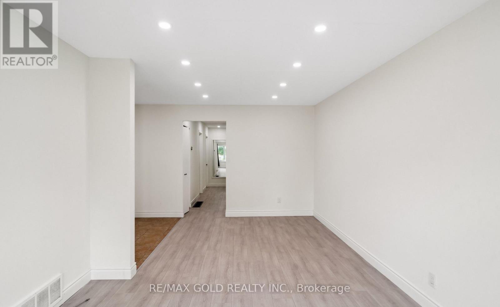 231A CEDARBRAE AVENUE