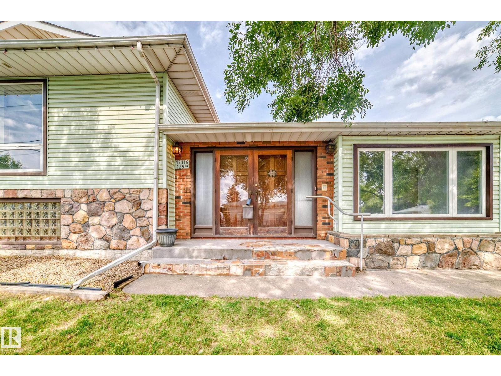 13316 129 AV S NW