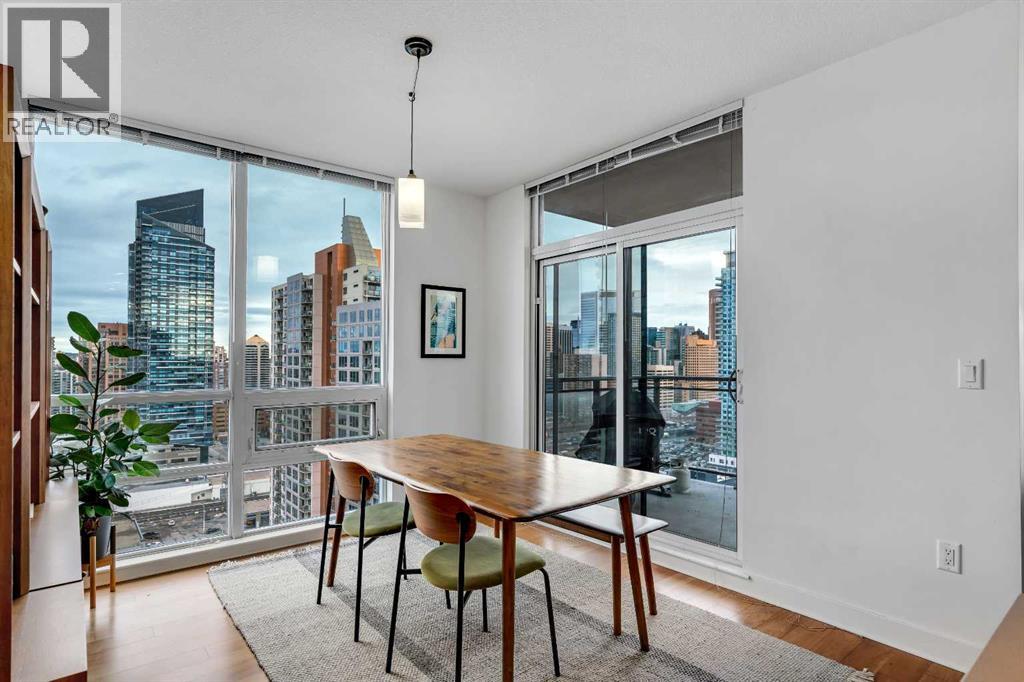 2004, 1118 12 Avenue SW