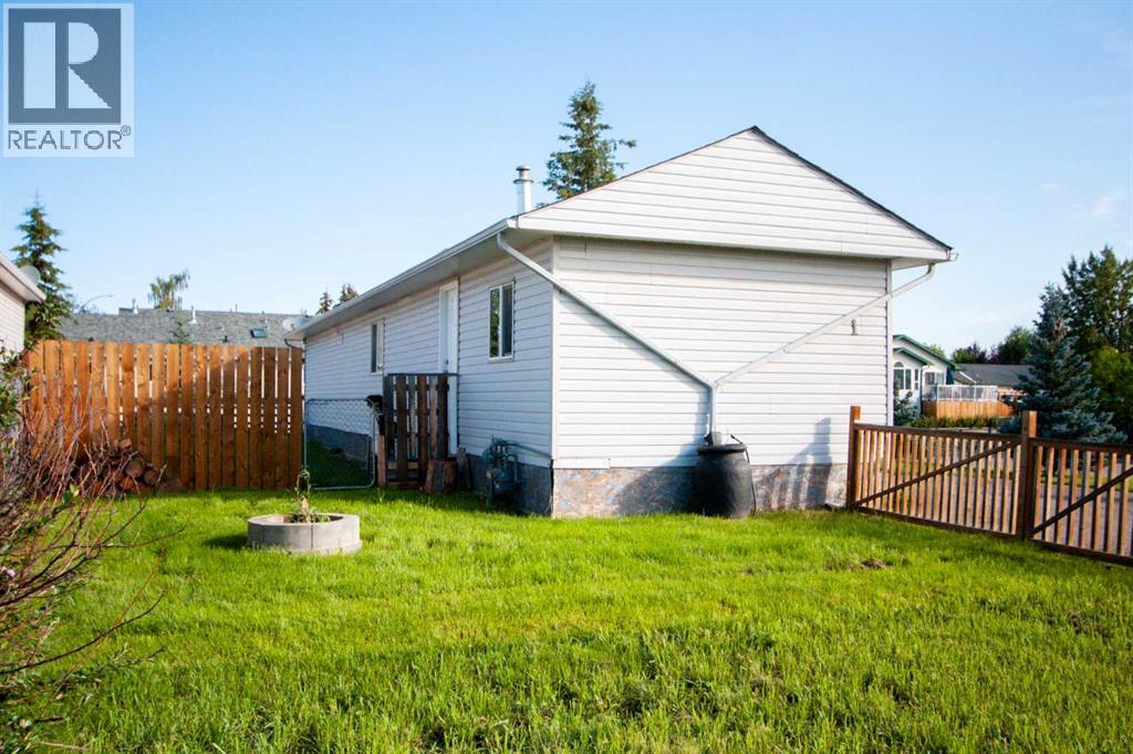 1 Downie Close