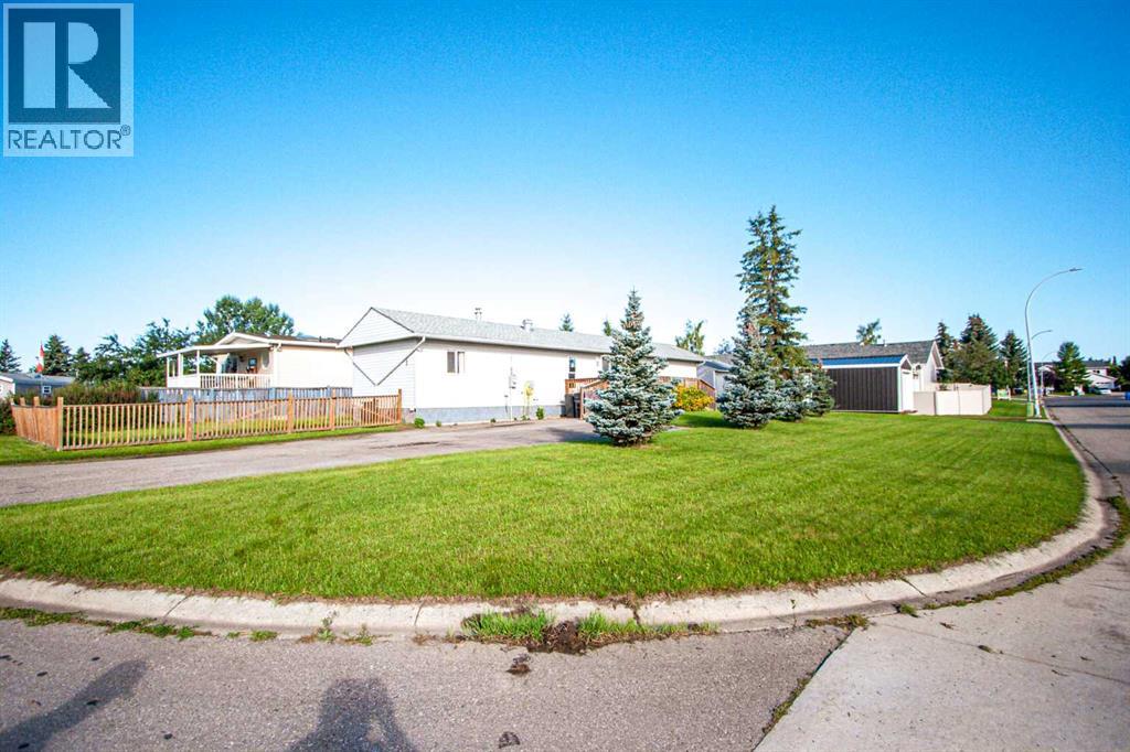 1 Downie Close