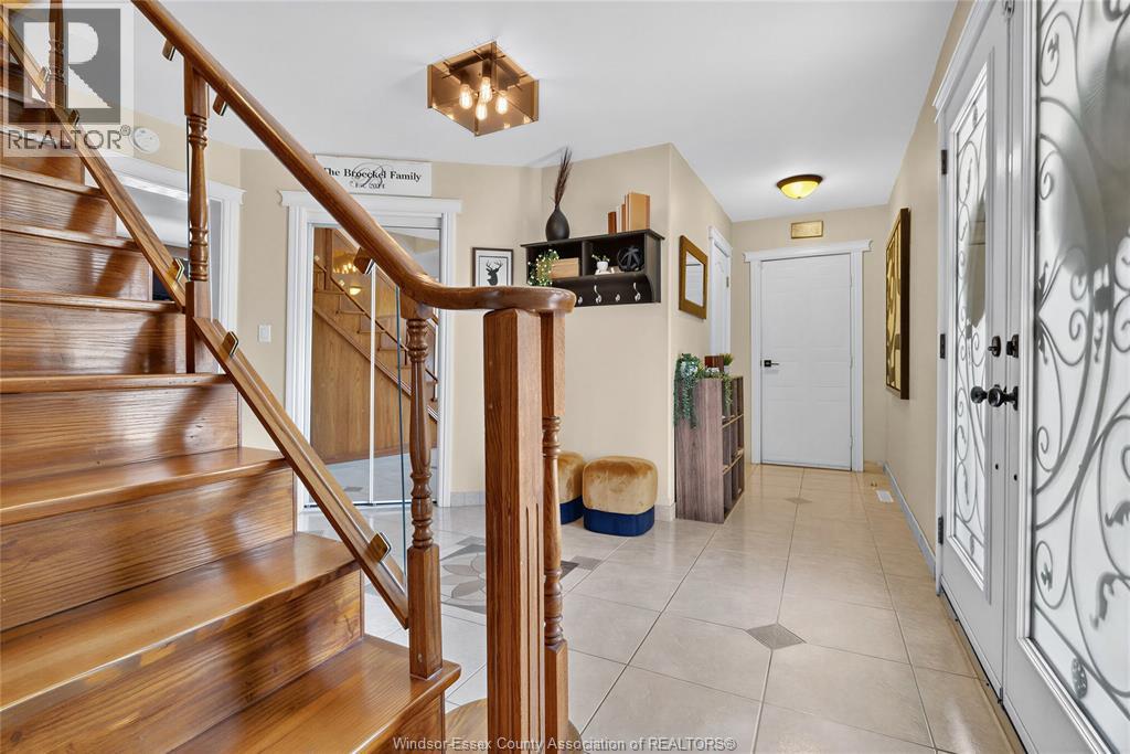 445 LAURIER