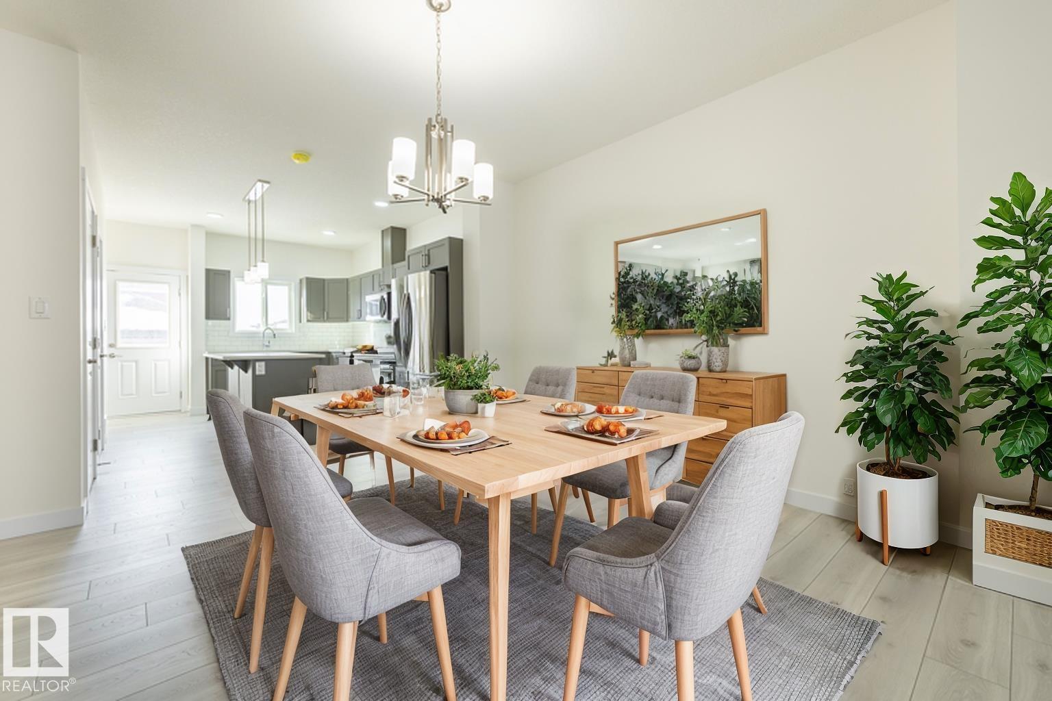 27 Renwyck PL