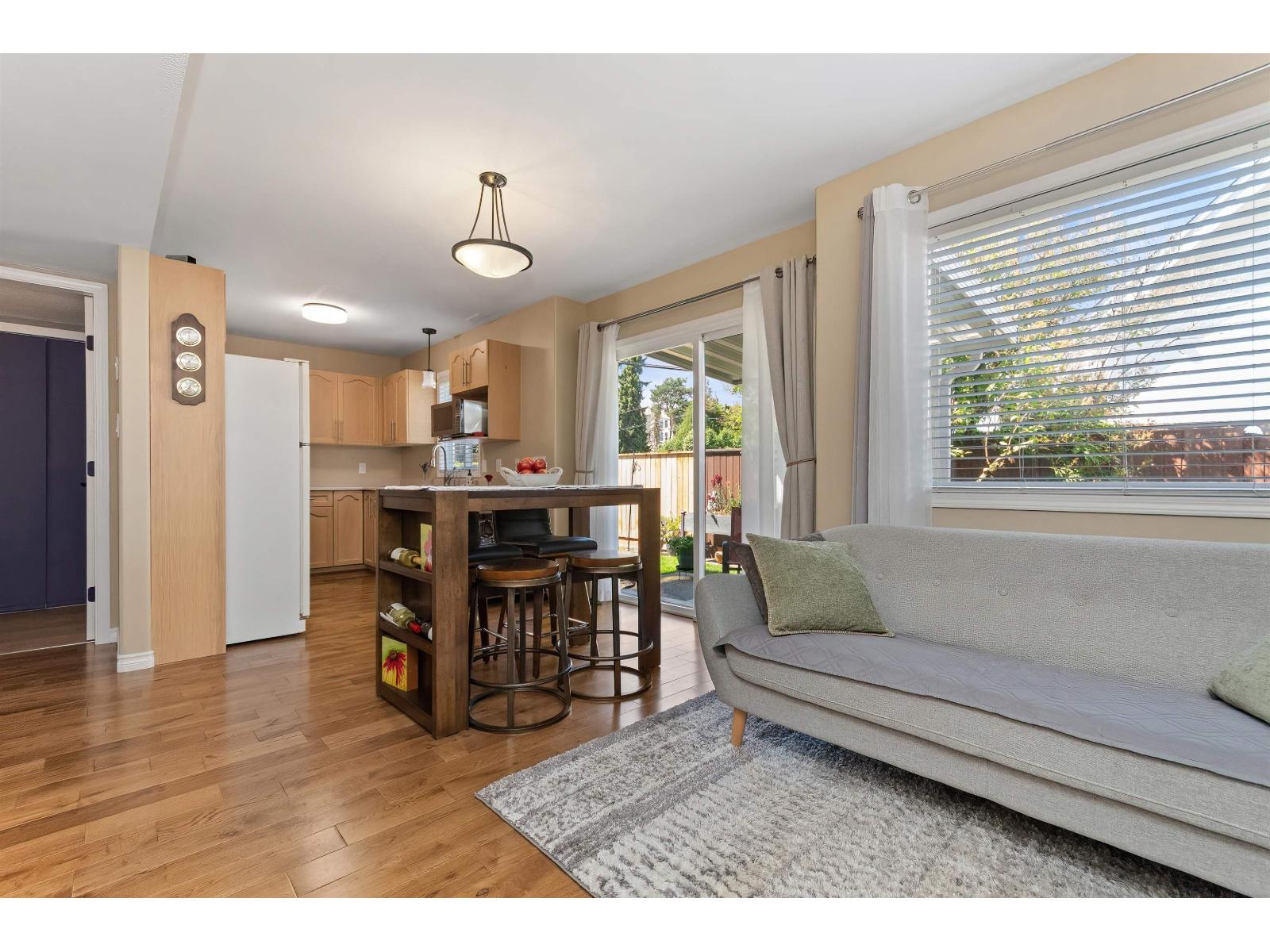 12 9486 WOODBINE STREET|Chilliwack Proper East