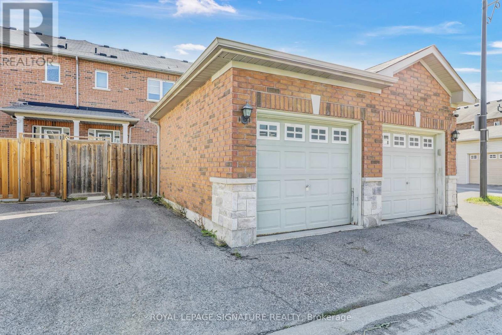 2442 EARL GREY AVENUE