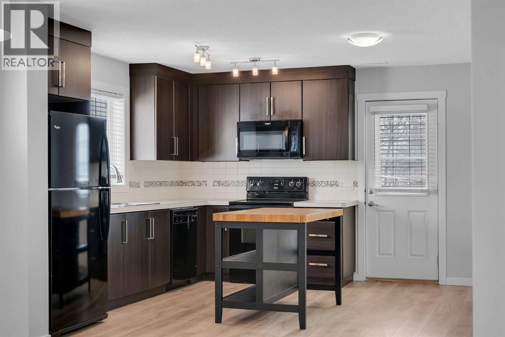 406 Mckenzie Towne Close SE