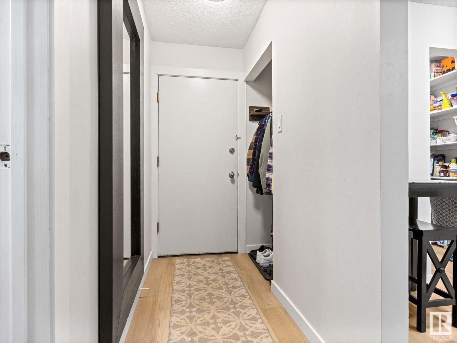 #219 2323 119 ST NW