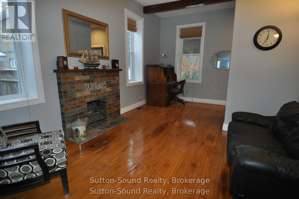 1969 4TH AVENUE W
