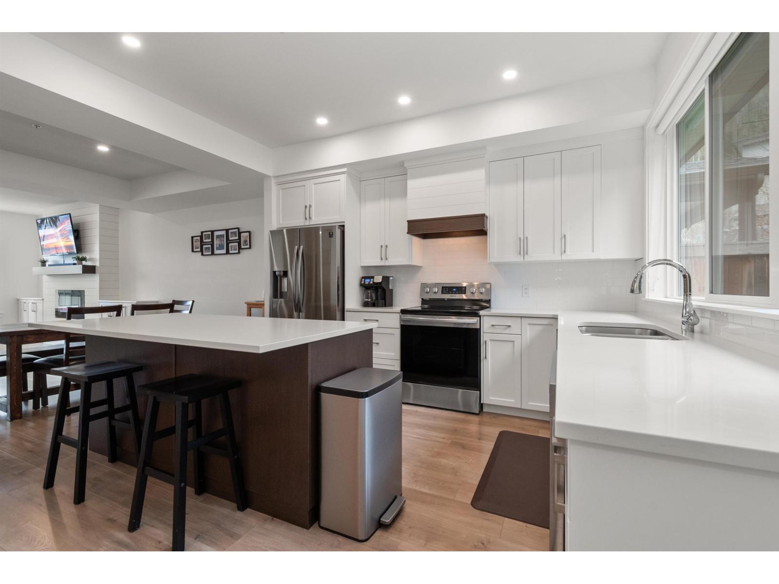 10 47203 VISTA PLACE|Promontory