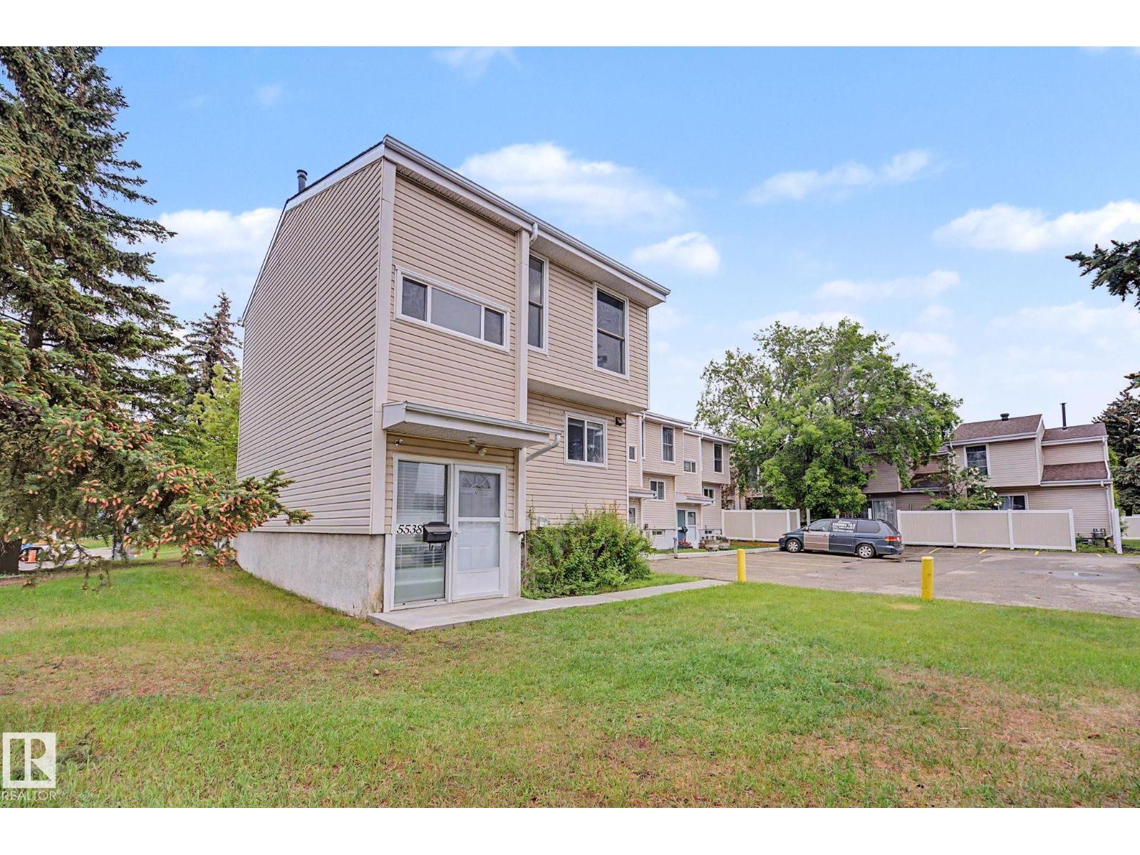 5538 145 AV NW