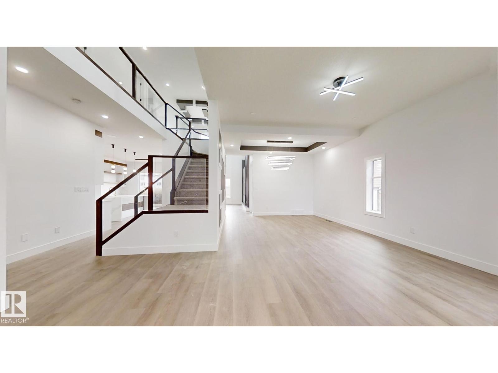1707 18 ST NW