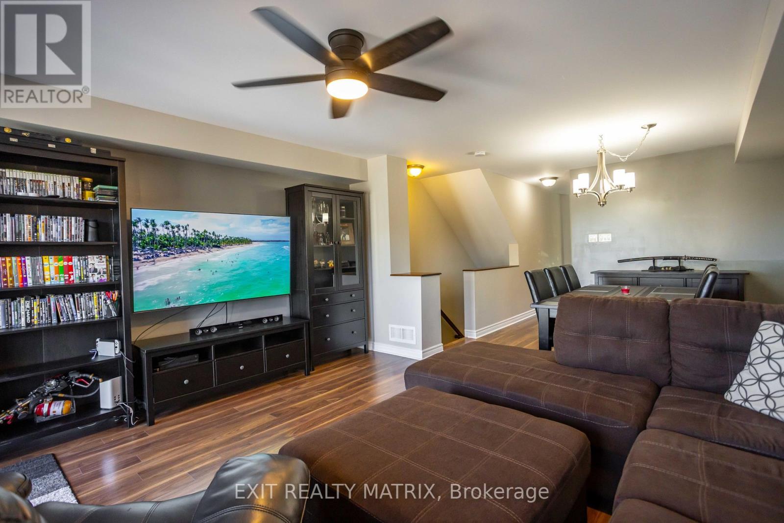9 - 2224 MARBLE CRESCENT - Photo 3
