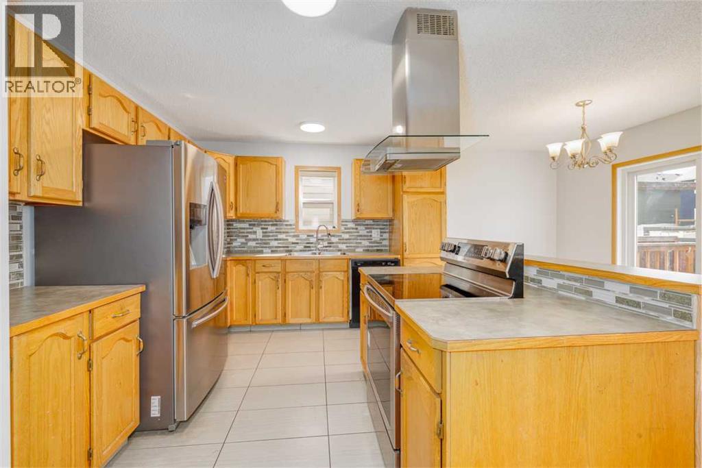 6013 Saddlehorn Drive NE