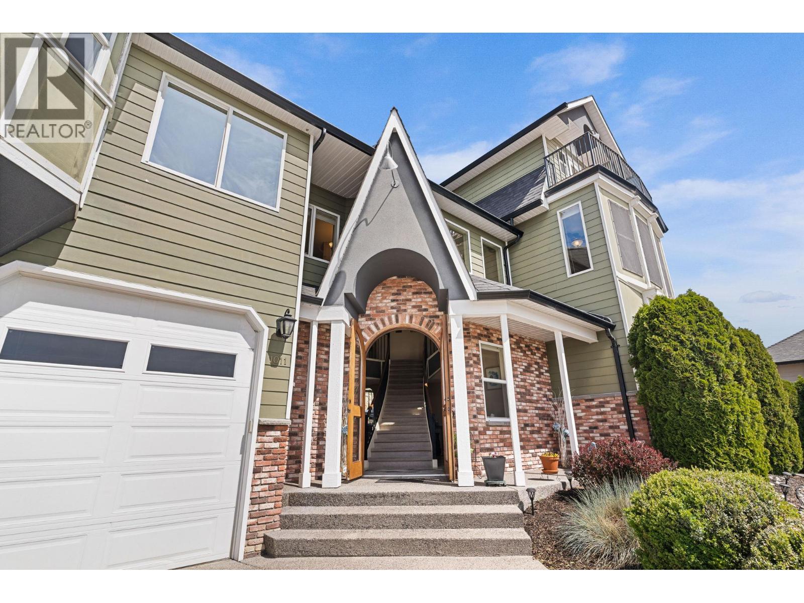 1011 Foothills Court