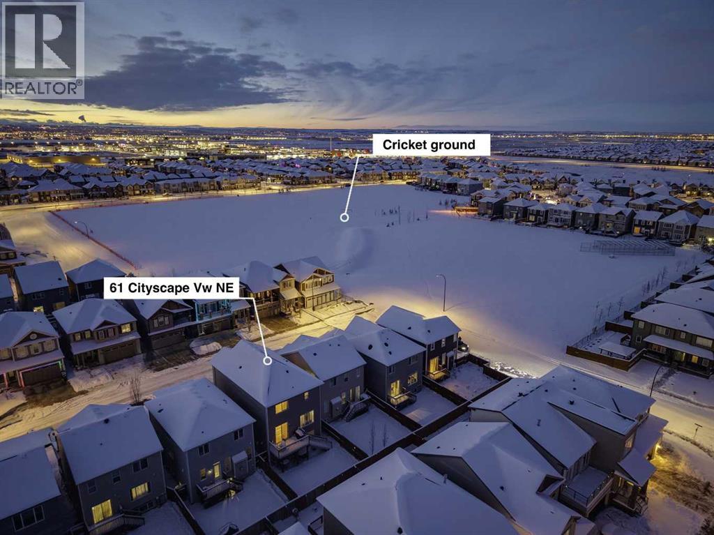 61 Cityscape View NE