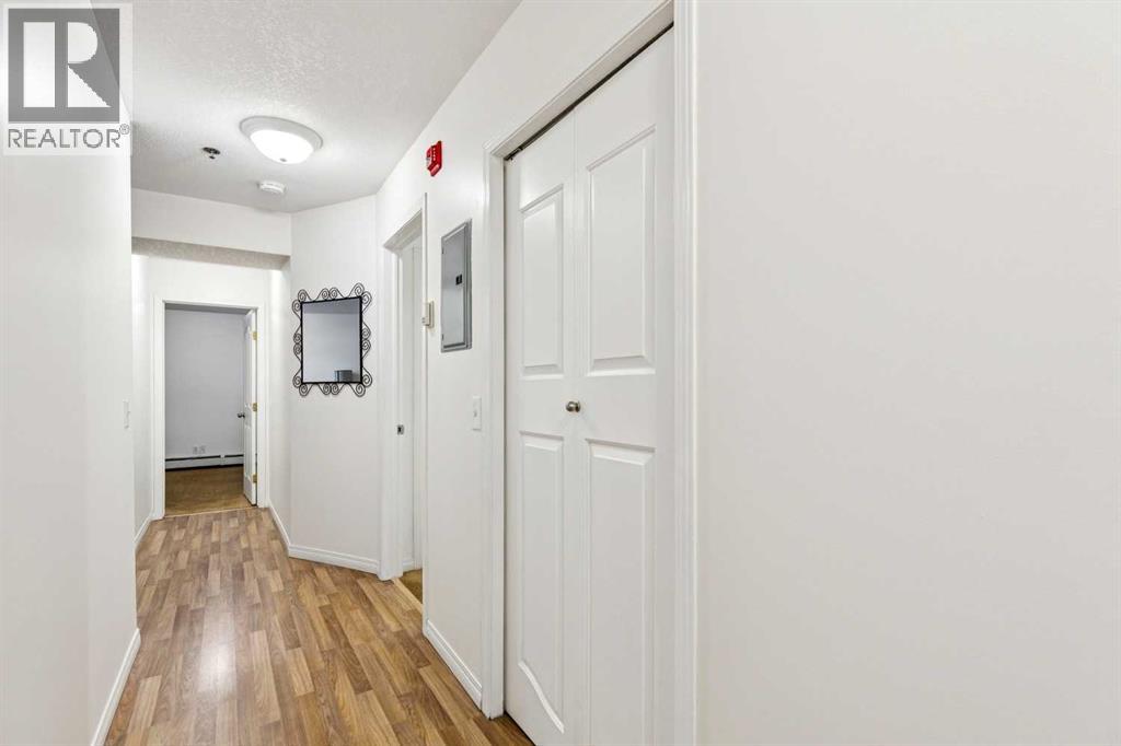 101, 649 Marsh Road NE