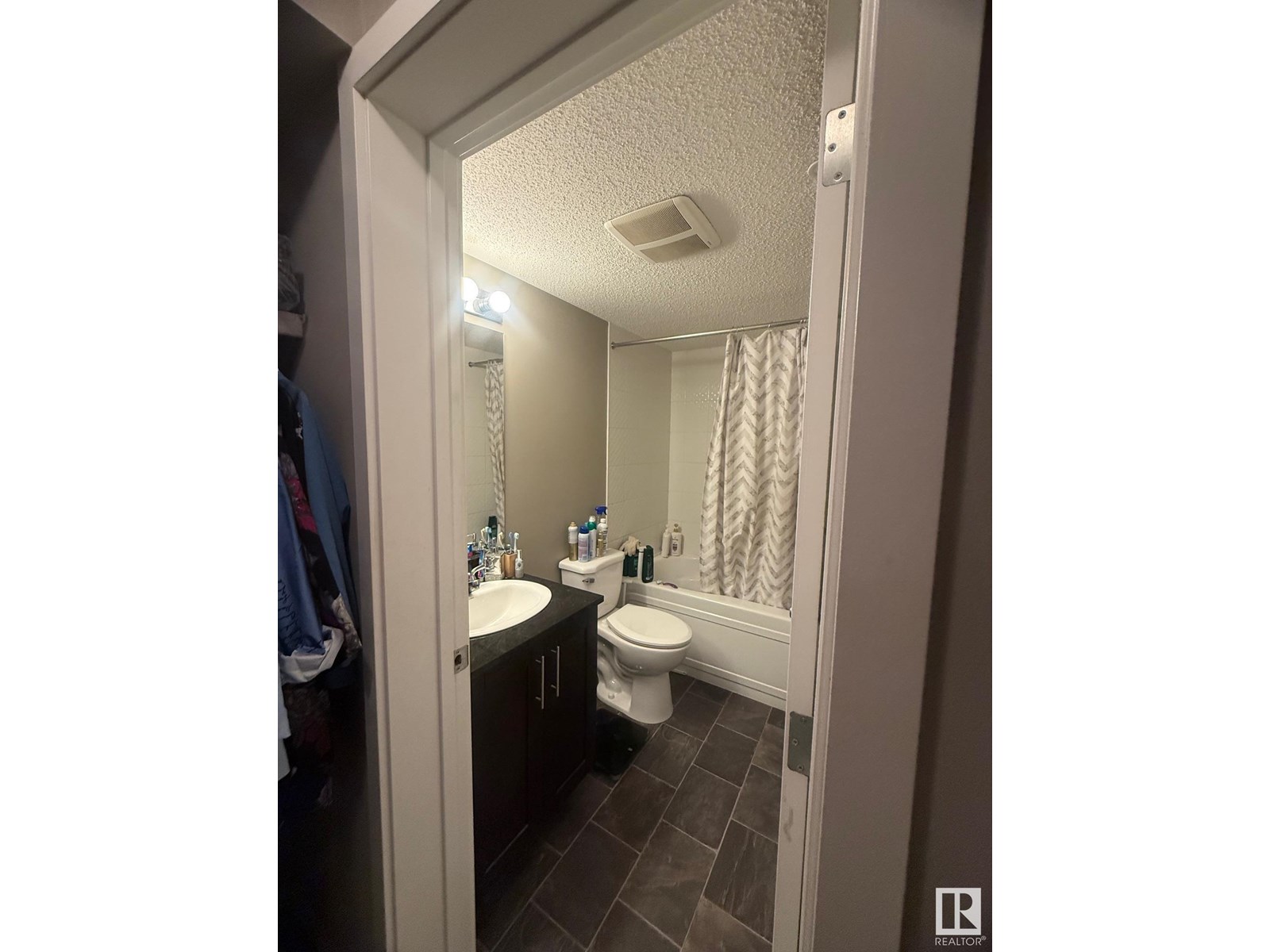 #122 5816 Mullen PL NW