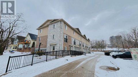 6 - 122 COURTLAND AVENUE E Kitchener ON N2G0B8
