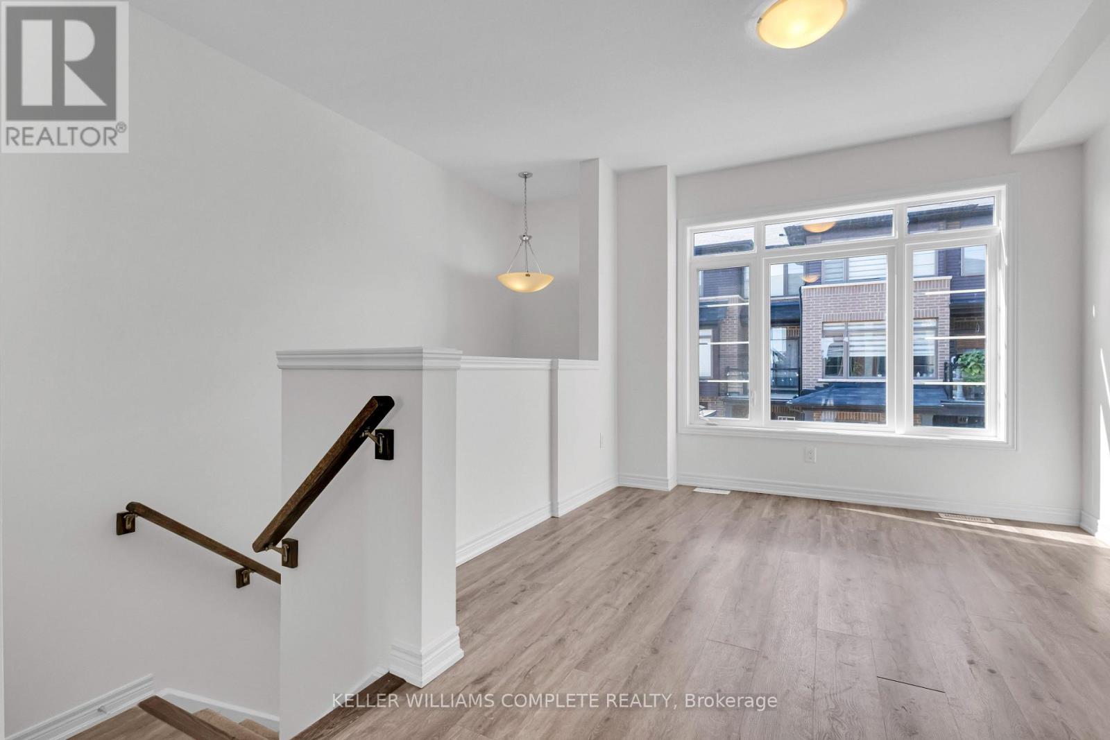 29 - 575 WOODWARD AVENUE