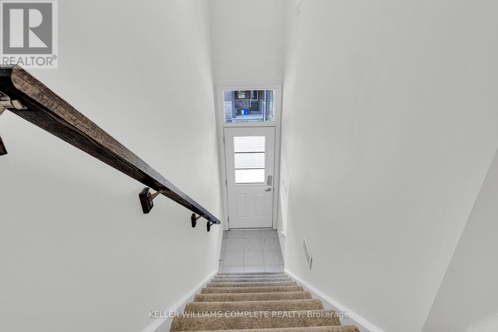 29 - 575 WOODWARD AVENUE