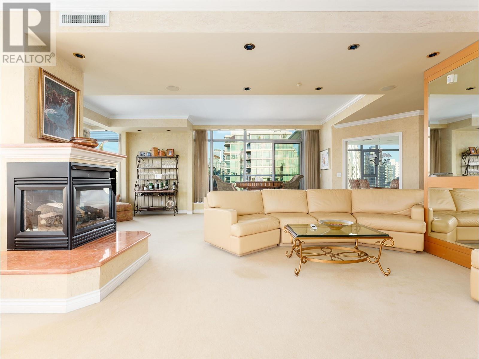 PH3 1790 BAYSHORE DRIVE