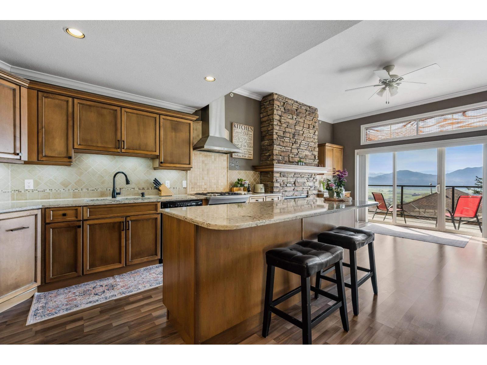 11 35931 EMPRESS DRIVE