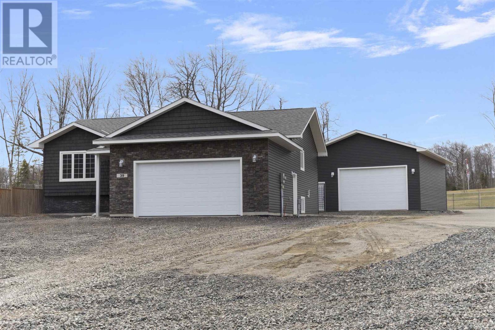 39 Saddle CRES
