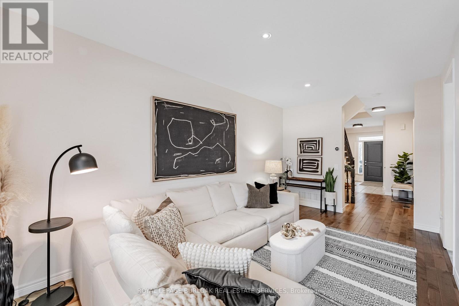 21 - 5056 NEW STREET