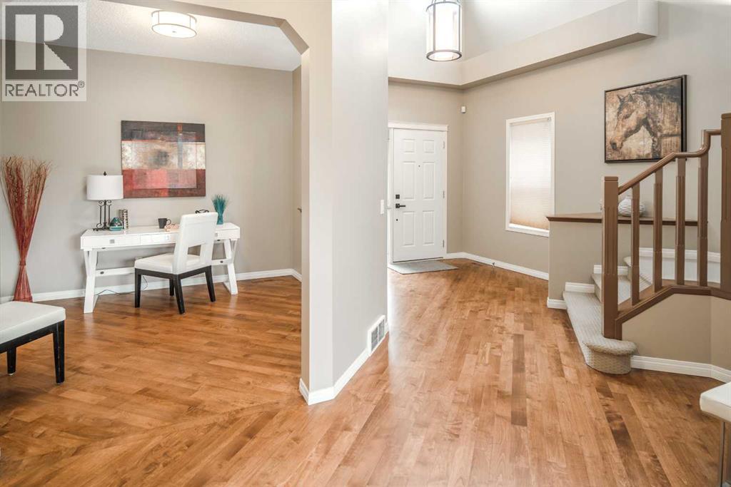 105 Aspen Stone Road SW