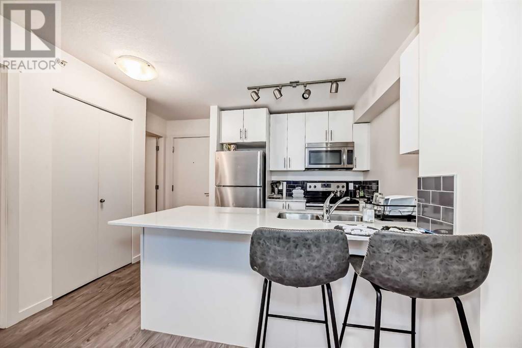 2403, 181 Skyview Ranch Manor